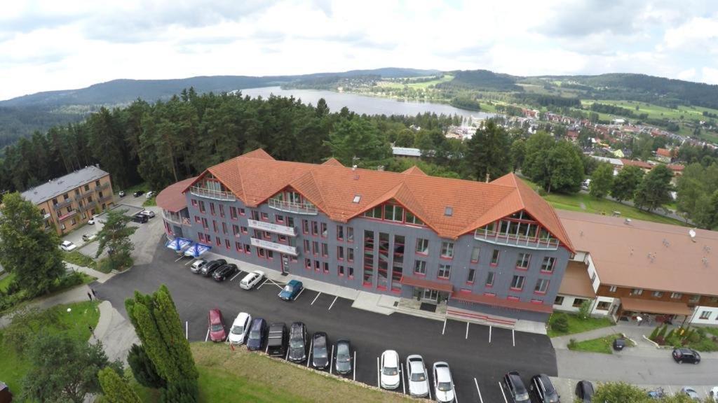Hotel Bouczech Lipno nad Vltavou Esterno foto