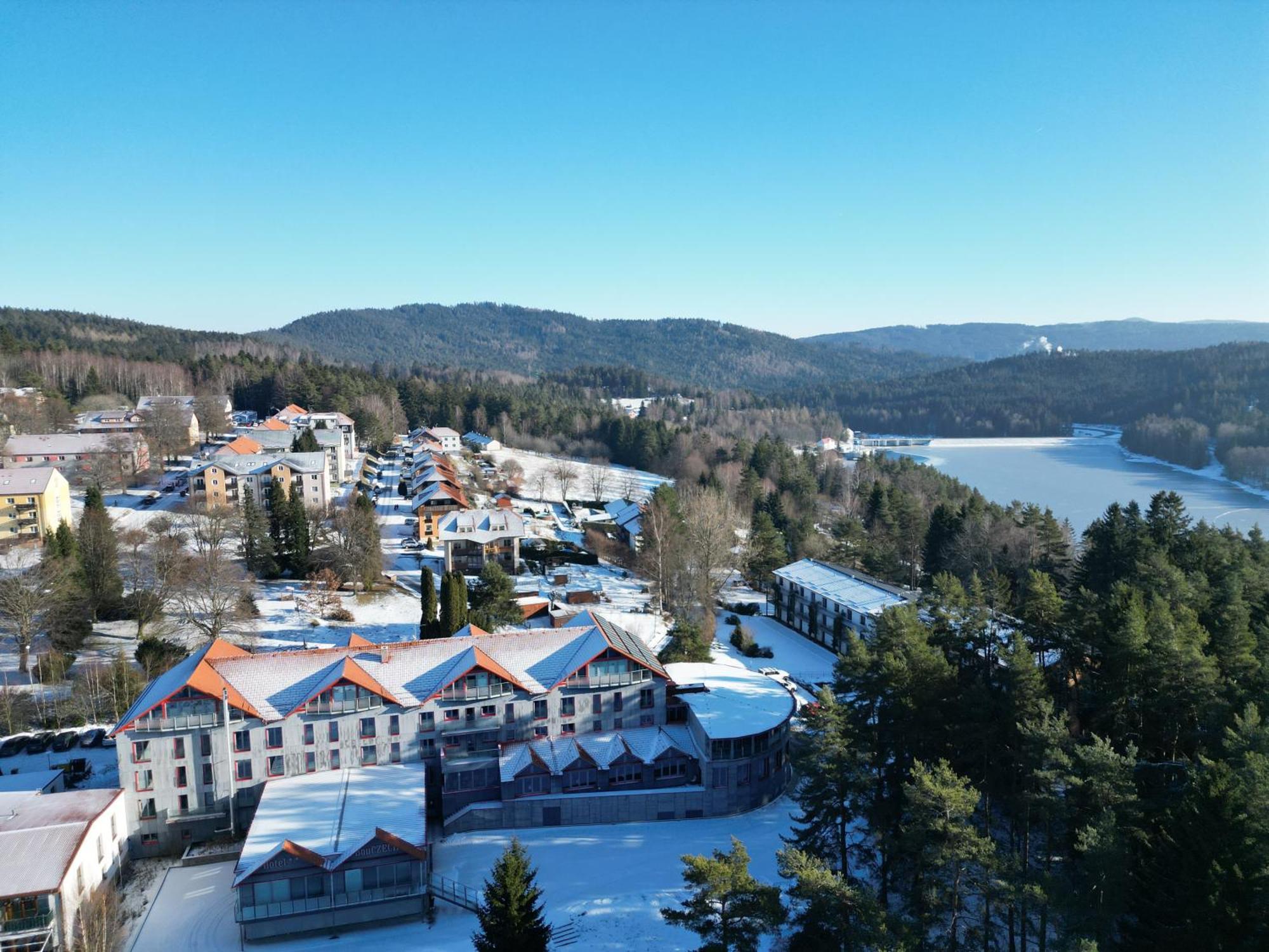 Hotel Bouczech Lipno nad Vltavou Esterno foto