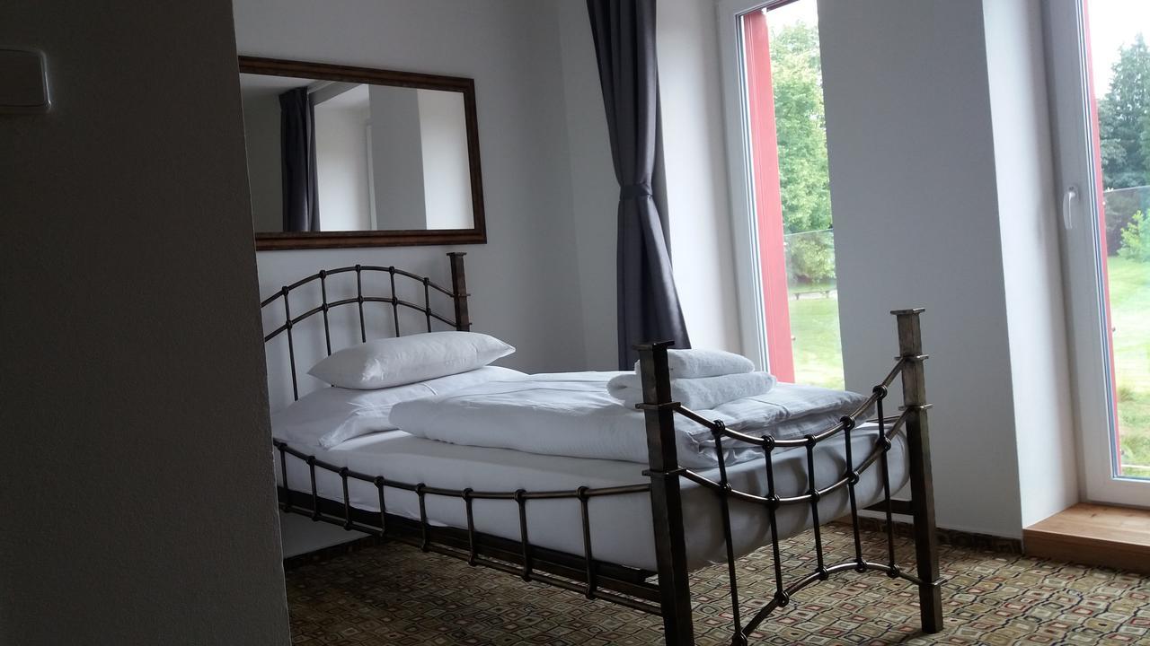 Hotel Bouczech Lipno nad Vltavou Esterno foto