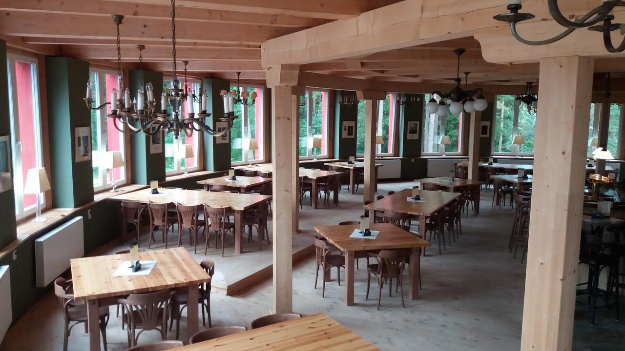 Hotel Bouczech Lipno nad Vltavou Esterno foto