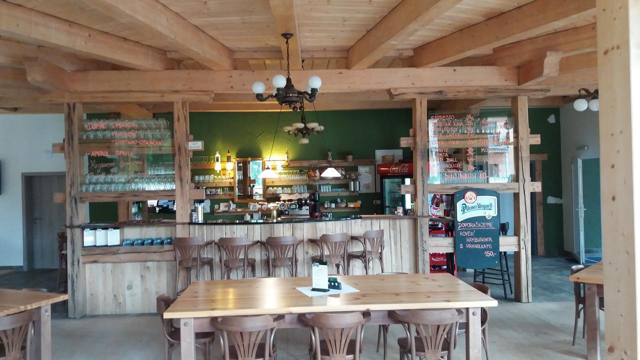 Hotel Bouczech Lipno nad Vltavou Esterno foto